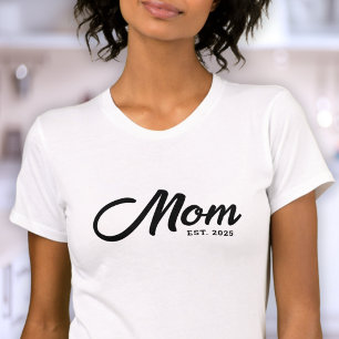 Black Script New Mum Established Baby Shower Gift T-Shirt