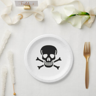 Black Skull paper plates