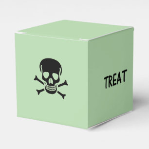 Black Skull Trick Treat green square favour boxes