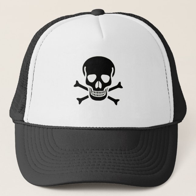 Black Skull trucker hat (Front)