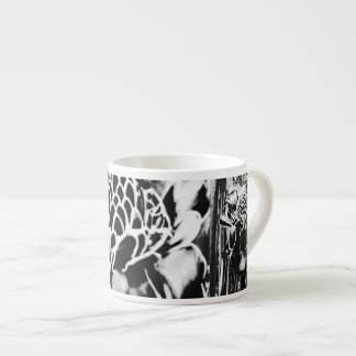 Black Strawberry Cappuccino/Espresso Porcelain Mug