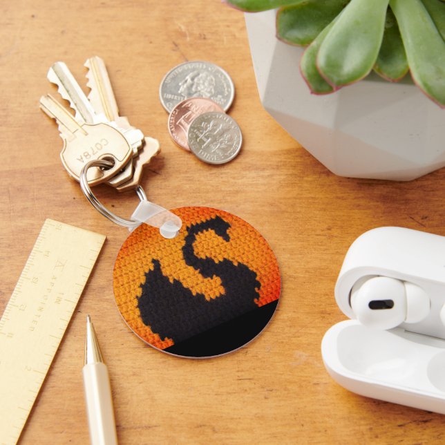 Black Swan Profile in Bright Sunset Crochet Print Key Ring (Desk)