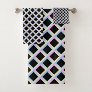 Black Symmetric Diamonds with Gradient Frames Bath Towel Set