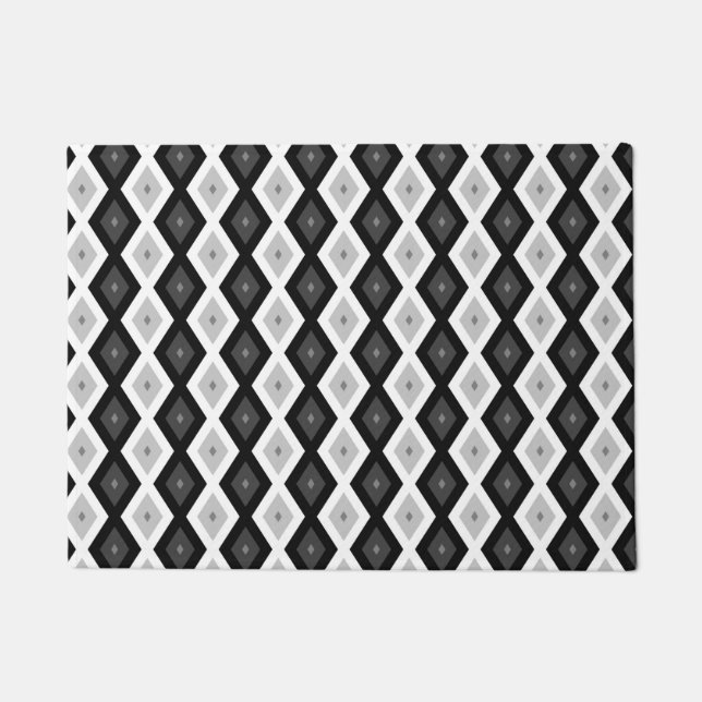 Black, white and grey diamond pattern doormat (Front)