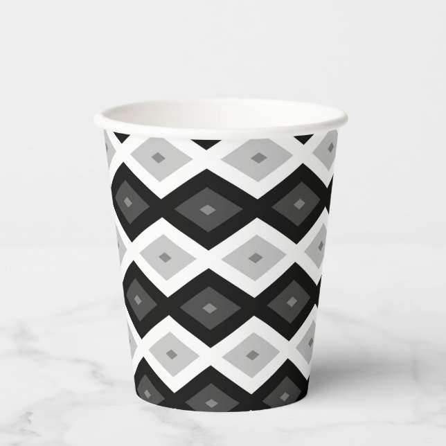Black, white and grey diamond pattern paper cups (Front)