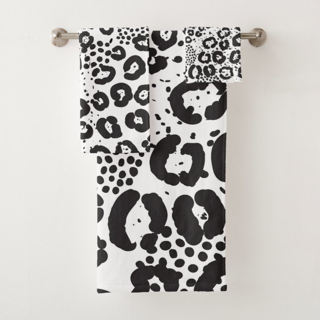 Black White Animal Print Snow Leopard Cheetah Bath Towel Set (Insitu)