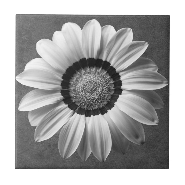 Black & white beautiful flower tile (Front)