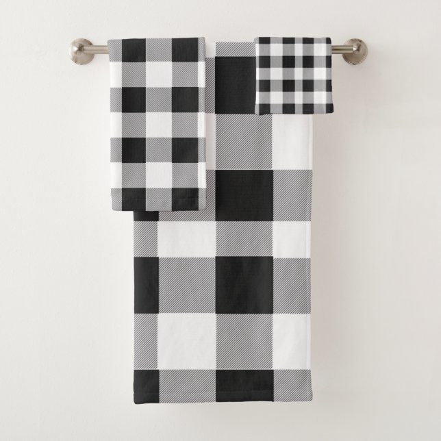 Black White Buffalo Gingham Check Plaid Holiday    Bath Towel Set (Insitu)