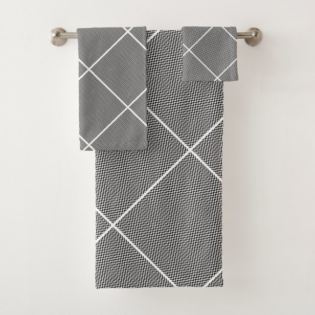 BLACK WHITE CHEVRON ABSTRACT BATHROOM TOWEL (Insitu)