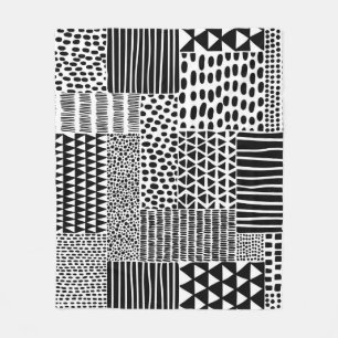 Black White Doodle: Ethnic Seamless Fleece Blanket