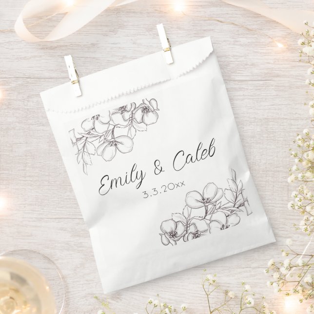 Black & White Floral Line Art Wedding Favour Bags (Clipped)