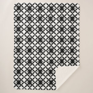 Black & White Geometric Lattice Pattern Blanket