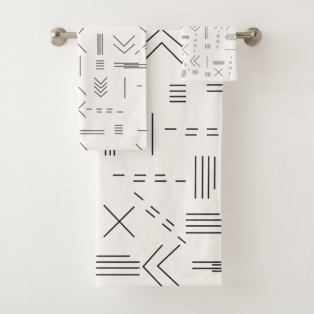 Black White Gorgeous Modern Geometric Pattern Bath Towel Set (Insitu)