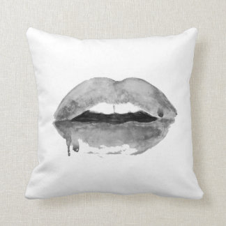 Black & White kiss Cushion