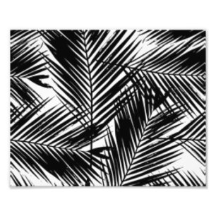 Black & White Leaves Pattern Print Design