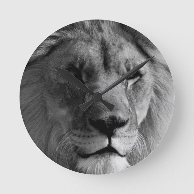 Black & White Lion Round Clock (Front)