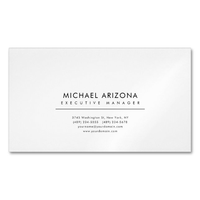 Black & White Minimalist Plain Modern Magnetic Business Card (Front)