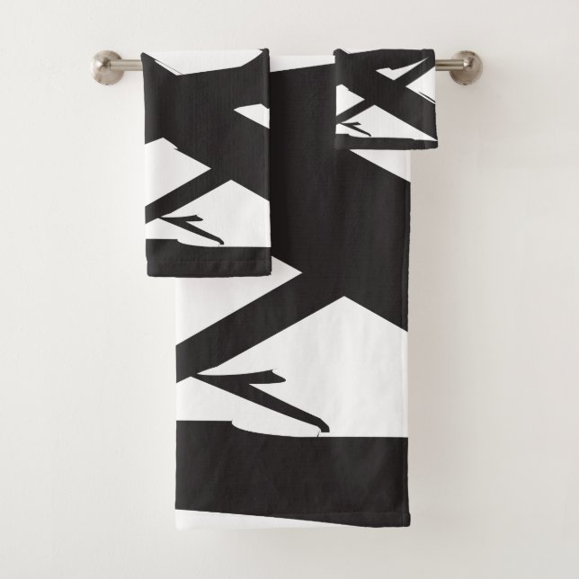 Black & White Modern Abstract Art Line Decorative Bath Towel Set (Insitu)