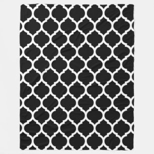 Black White Moroccan Quatrefoil Pattern Fleece Blanket