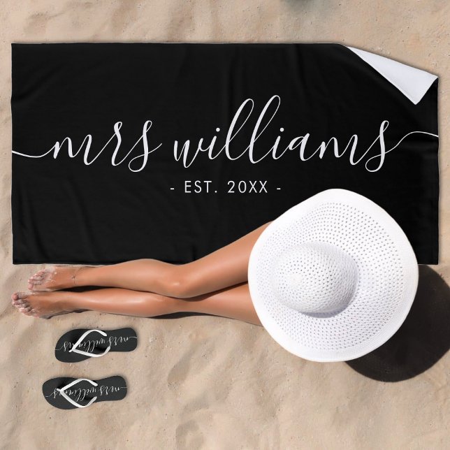 Black & White Mrs Bride Wedding Beach Towel (Black & White Mrs Bride Wedding Beach Towel)