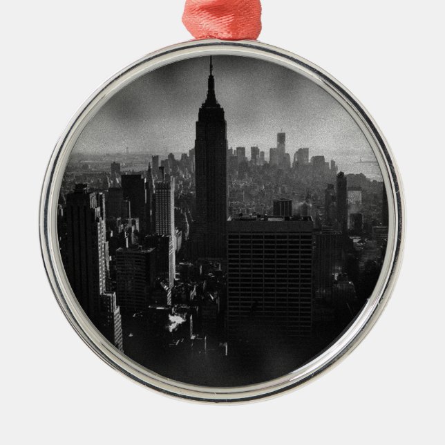 Black & White New York City Metal Tree Decoration (Front)