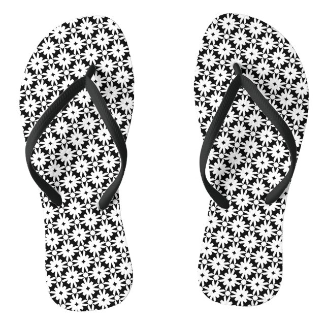 Black White Paper Flower Chain Pattern Flip Flops (Footbed)