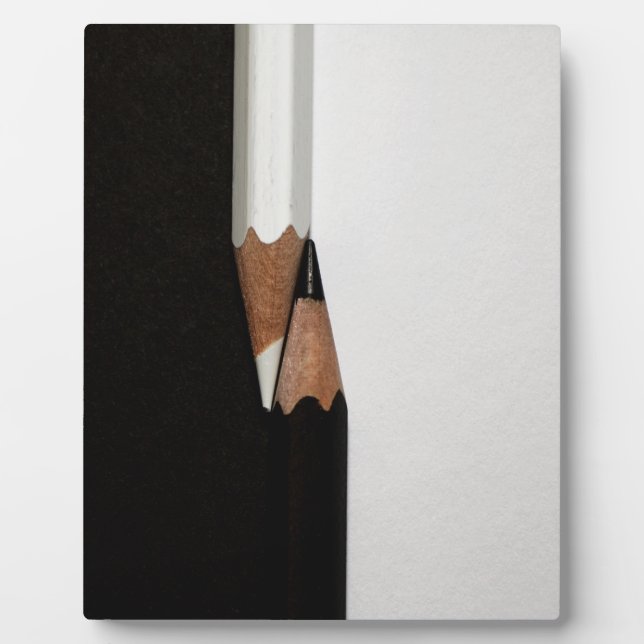 black white pencils plaque (Front)