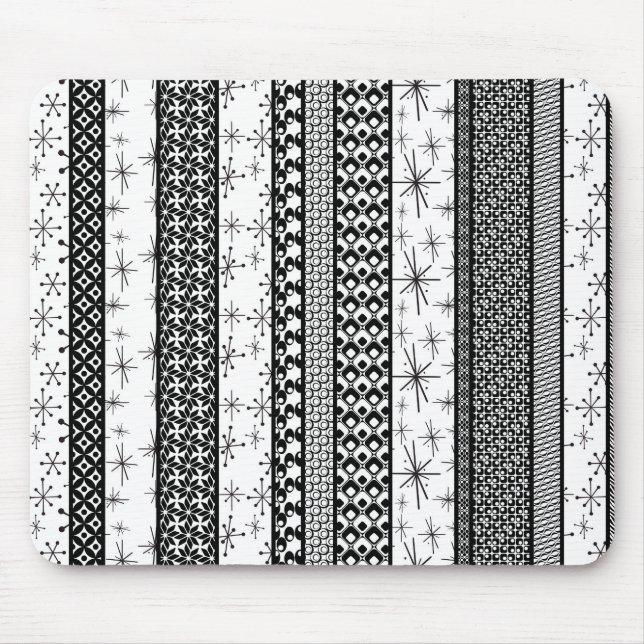 Black & White Retro Pattern Stripes 1 Mouse Mat (Front)