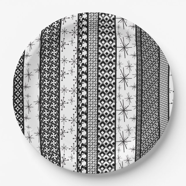 Black & White Retro Pattern Stripes 1 Paper Plate (Front)