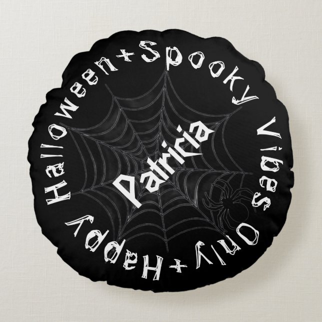 Black & White Spooky Vibes Happy Halloween T-Shirt Round Cushion (Front)