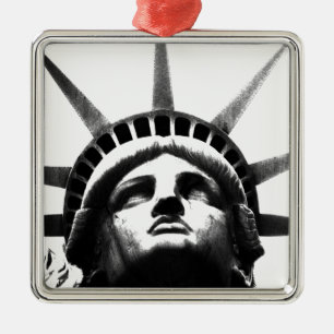 Black & White Statue of Liberty Metal Tree Decoration