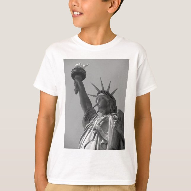 Black & White Statue of Liberty New York City T-Shirt (Front)