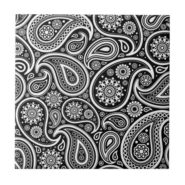Black & White Vintage Paisley Damask Pattern Tile (Front)