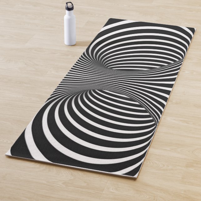 Black & White Yoga Mat (In Situ)