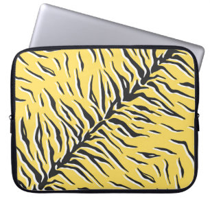 Black-yellow tiger stripes: vintage pattern. laptop sleeve