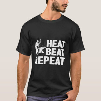 Blacksmith Iron Forging Metalsmith Metalworker Bla T-Shirt