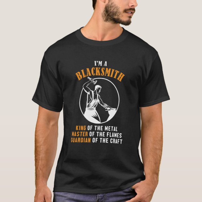 Blacksmith King Master Guardian Anvil Forging Blac T-Shirt (Front)