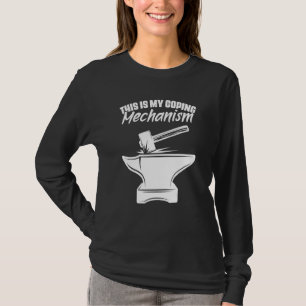 Blacksmithing Anvil Hammer Forging Metalworking Bl T-Shirt