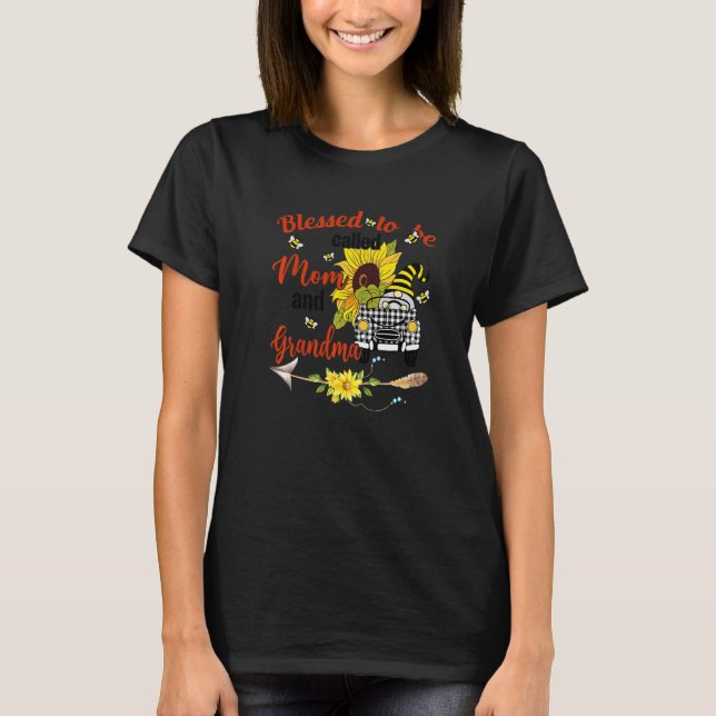 Blessed To Be Called Grandma Gnome Sunflower Mothe T-Shirt (Front)