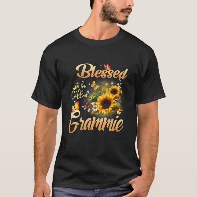 Blessed To Be Called Mum And Grammie St Patricks D T-Shirt (Front)