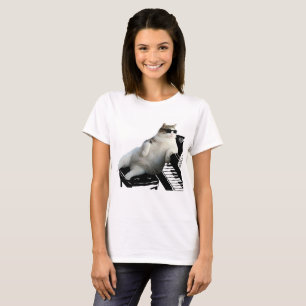 Blind cat pianist T-Shirt