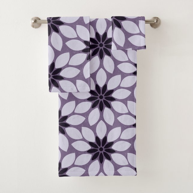 Block Print Tiled Flowers purple Bath Towel Set (Insitu)