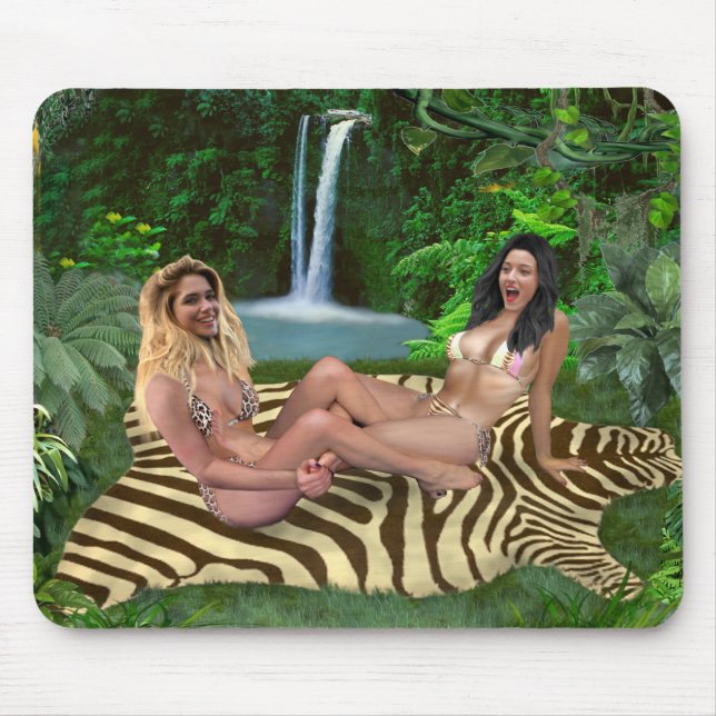 BLONDE VS BRUNETTE MOUSE MAT (Front)