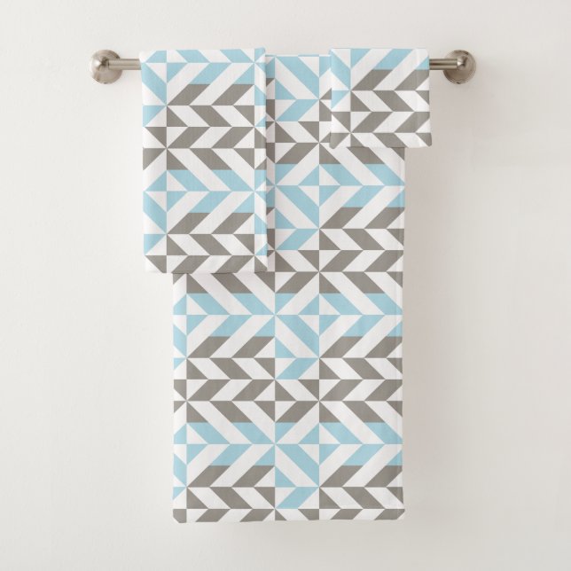 Blue and Silver Geometric ZigZag Bath Towel Set (Insitu)