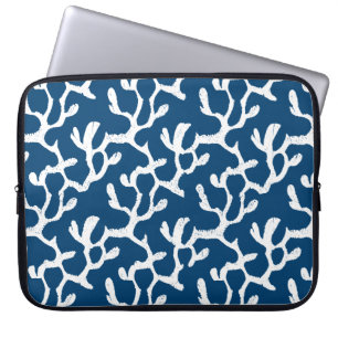 Blue And White Abstract Coral Repeating Pattern Laptop Sleeve