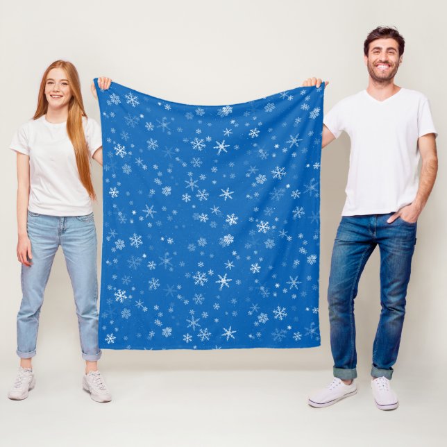 Blue and White Christmas Snowflake Pattern Fleece Blanket (In Situ)