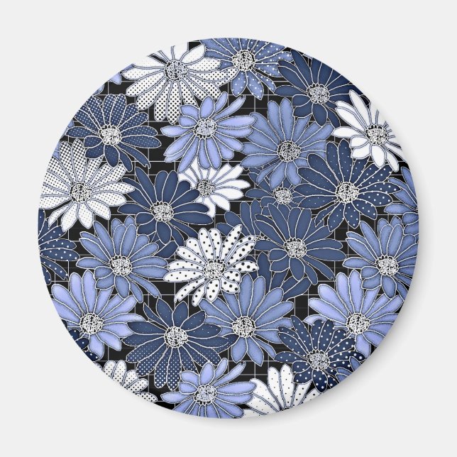 Blue and White Daisy Pattern Magnet (Front)