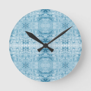 Blue and white feather pattern round clock