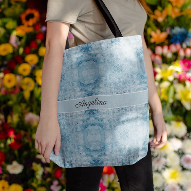 Blue and white feather pattern tote bag (Creator Uploaded)