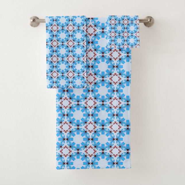 Blue and white geometric patterned  bath towel set (Insitu)